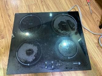 Thay kính cũ cho bếp fagor tại nhà giá rẻ hơn Thay kính cũ cho bếp fagor tại nhà giá rẻ hơn