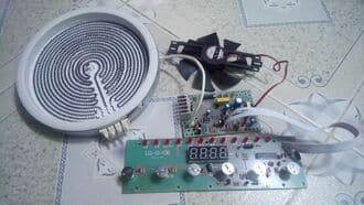 Bếp từ hỏng vì tự ý tháo gạy bếp sửa