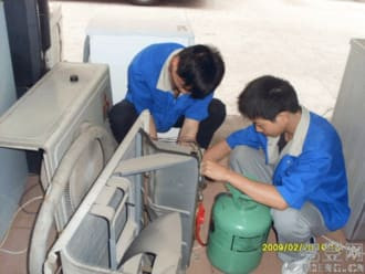 Bơm gas điều hòa tại nhà giá rẻ ở hà nội Bơm gas điều hòa tại nhà giá rẻ ở hà nội