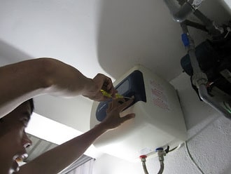 Chuyên sửa bình nóng lạnh funikin tại nhà 15p là đến