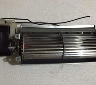 Điều hòa vù vù do bị hỏng quạt vỡ lồng sóc Điều hòa vù vù do bị hỏng quạt vỡ lồng sóc