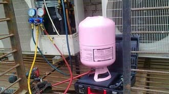 Nạp lại toàn bộ gas r410 khi máy thiếu nhiều gas