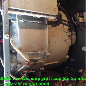 Máy giặt sử dụng bị kêu to do hỏng động cơ, giảm sóc Máy giặt sử dụng bị kêu to do hỏng động cơ, giảm sóc