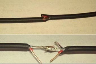 Tủ lạnh electrolux mất nguồn do đứt dây điện khi sử dụng Tủ lạnh electrolux mất nguồn do đứt dây điện khi sử dụng