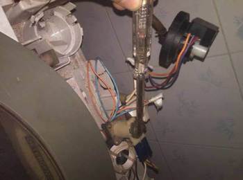 Sửa máy giặt electrolux không xả nước liên tục tại mỹ đình