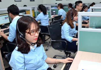 Nhân viên tư vấn sửa điều hòa tại nhà phục vụ 24/24 Nhân viên tư vấn sửa điều hòa tại nhà phục vụ 24/24