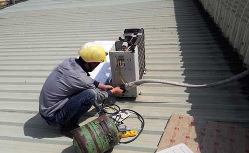 So sánh sự thay đổi của giá vệ sinh điều hòa 2 năm gần nhất