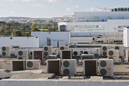 Máy điều hòa hỏng block nên dàn nóng không chạy cần thay thế