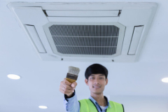 Sửa điều hòa tại nhà Chùa láng chỉ 15p Có thợ_Bảo hành 1 năm