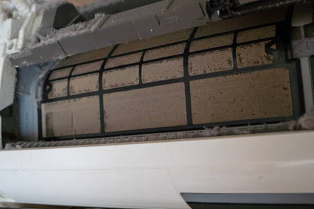 Điều hòa quá bẩn nên chạy kém mát, không mát Điều hòa quá bẩn nên chạy kém mát, không mát