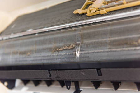 Sửa chữa bảo dưỡng điều hòa ở Đê la thành_thợ giỏi 15p đến