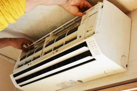 Liên hệ ngay bảo dưỡng điều hòa trọn gói chỉ còn 199k Liên hệ ngay bảo dưỡng điều hòa trọn gói chỉ còn 199k