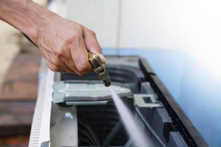 Vệ sinh bảo dưỡng dàn nóng điều hòa mitsubish Vệ sinh bảo dưỡng dàn nóng điều hòa mitsubish