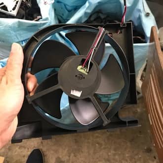 Tủ lạnh hitachi không chạy quạt do om cuộn dây