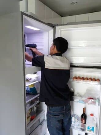 Tủ side by side không lạnh do bị hỏng main mạch Tủ side by side không lạnh do bị hỏng main mạch