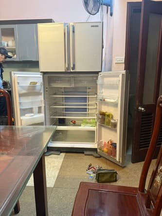 Tủ side by side 4 cánh sử dụng công nghệ cao