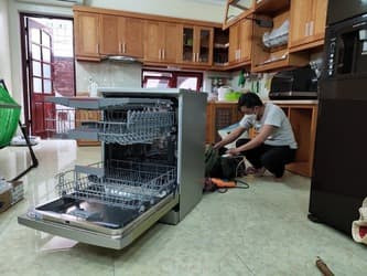 Sửa máy rửa bát bosch không chạy không rửa Sửa máy rửa bát bosch không chạy không rửa