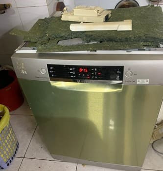 Sửa máy rửa bát bosch báo lỗi bật lên kêu tít tít Sửa máy rửa bát bosch báo lỗi bật lên kêu tít tít
