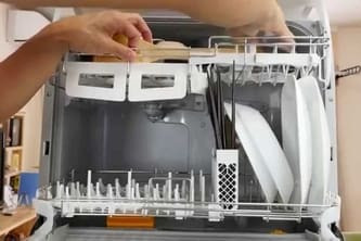 Máy rửa bát electrolux hỏng không phun nước Máy rửa bát electrolux hỏng không phun nước