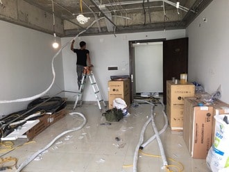 Đi đường ống gas cho máy khi lắp đặt dàn lạnh Đi đường ống gas cho máy khi lắp đặt dàn lạnh