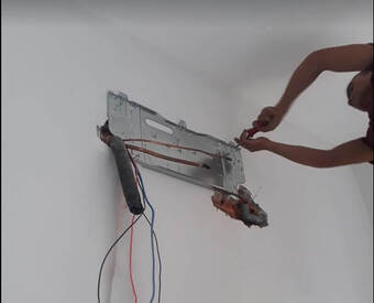 Khoan giá lắp đặt dàn lạnh treo tường phòng ngủ Khoan giá lắp đặt dàn lạnh treo tường phòng ngủ