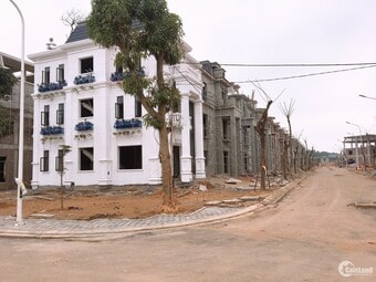 Lắp điều hòa âm trần cho nhà biệt thự liên kề Lắp điều hòa âm trần cho nhà biệt thự liên kề