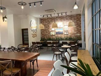 Lắp điều hòa ống gió cho phòng ăn khách sạn Lắp điều hòa ống gió cho phòng ăn khách sạn