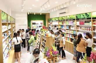 Lắp điều hòa treo tường cho cửa hàng mỹ phẩm Lắp điều hòa treo tường cho cửa hàng mỹ phẩm