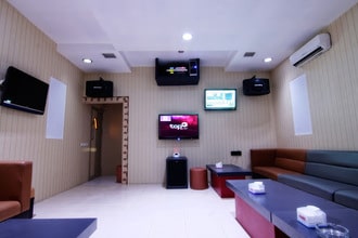 Lắp máy treo tường 12000Btu cho phòng 20m2 Lắp máy treo tường 12000Btu cho phòng 20m2