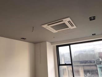 Lắp điều hòa cassette 18000Btu cho phòng khách Lắp điều hòa cassette 18000Btu cho phòng khách