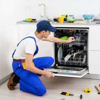 Máy rửa bát không chạy báo lỗi trên màn hình Máy rửa bát không chạy báo lỗi trên màn hình