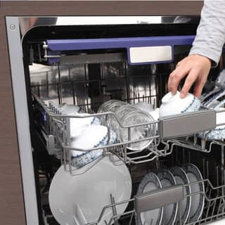 Máy rửa bát chefs lâu ngày nên lỗi không chạy