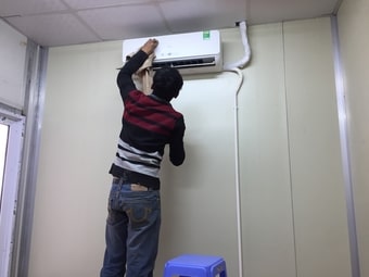 Thi công lắp đặt điều hòa tương đối vất vả Thi công lắp đặt điều hòa tương đối vất vả