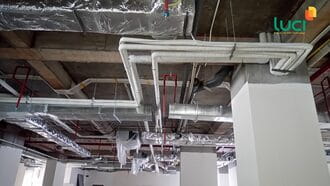 Thi công lắp đặt đường ống nước ngưng cho dàn lạnh Thi công lắp đặt đường ống nước ngưng cho dàn lạnh