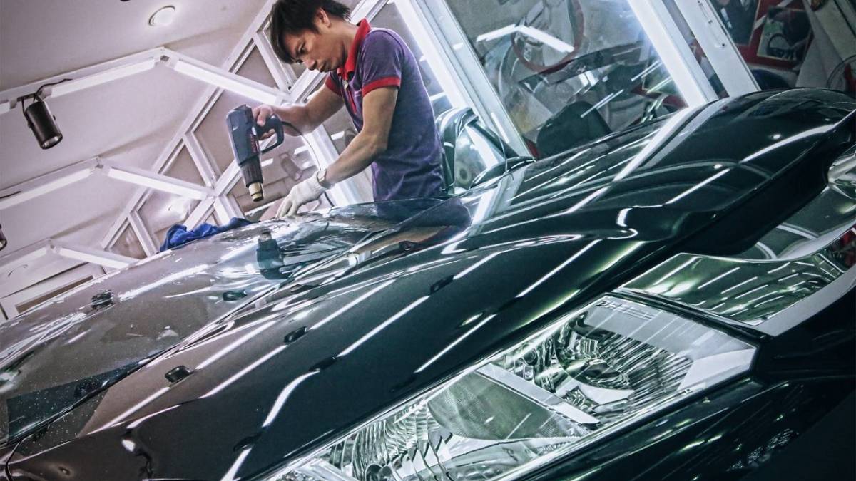 THI CÔNG PHIM CÁCH NHIỆT Ô TÔ TẬN NƠI