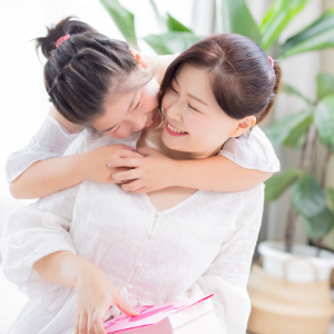 Phụ huynh bé Nguyễn Khoa Diệu Khánh Ngọc
